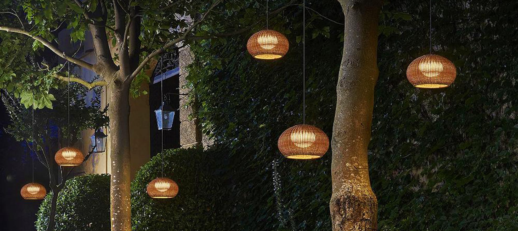 Unique Outdoor Lighting Ideas   Best Bets at Lumens.com