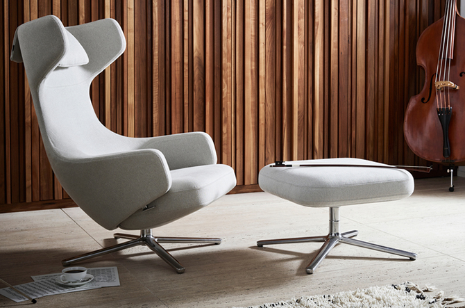 Grand Repos Lounge Chair by Vitra