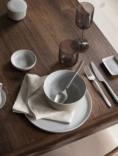 Dinnerware, Glassware & Flatware