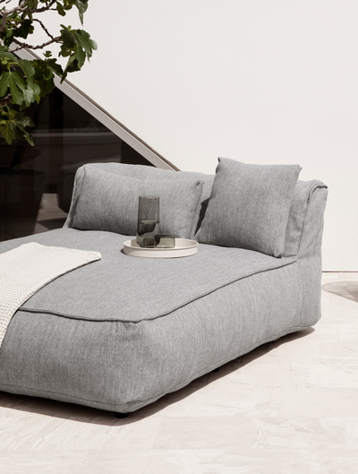 Outdoor Lounge Chairs