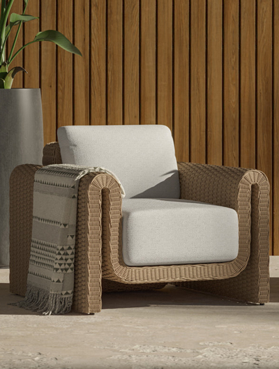 Outdoor Lounge Chairs