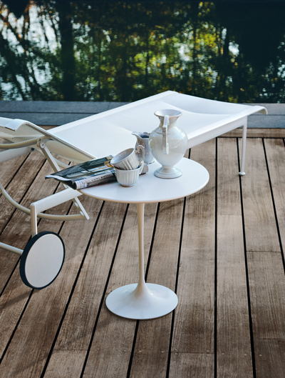 Outdoor Chaise Lounges & Daybeds